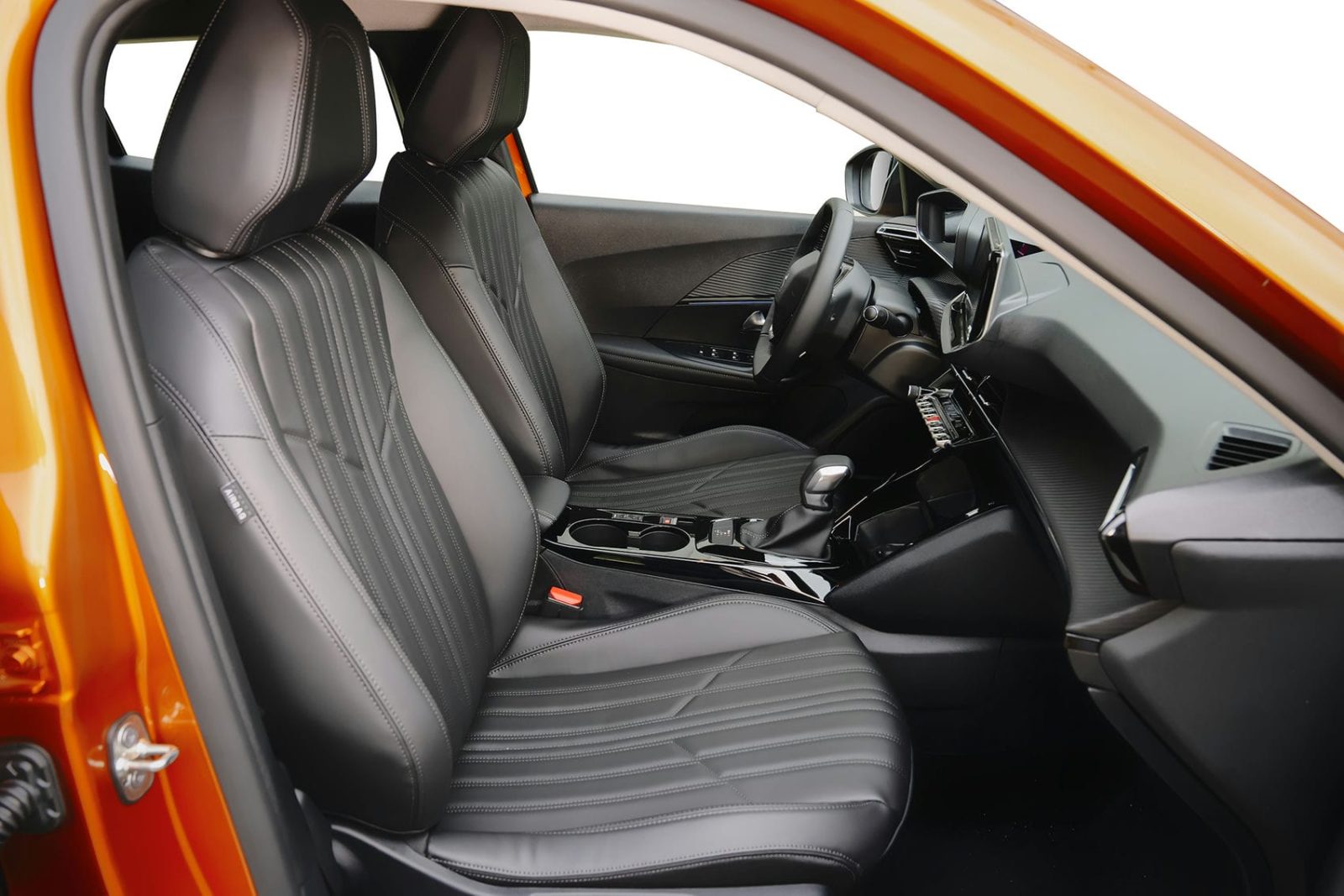 peugeot-2008-2024-6.jpg