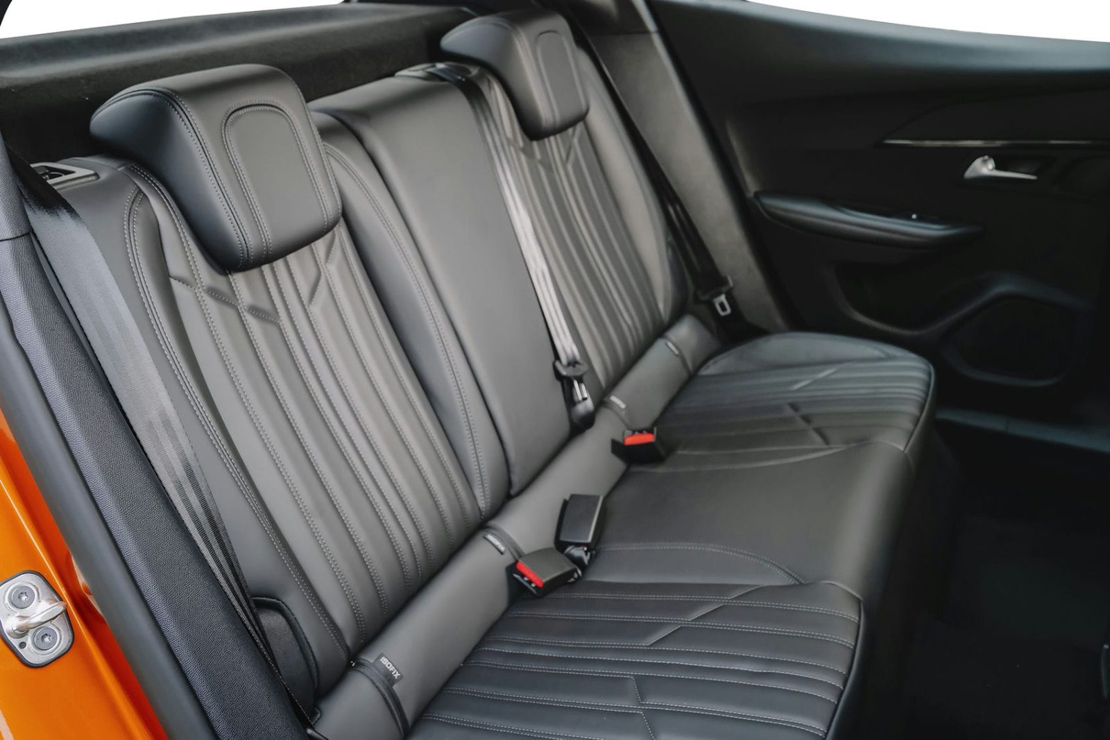 peugeot-2008-2024-7.jpg