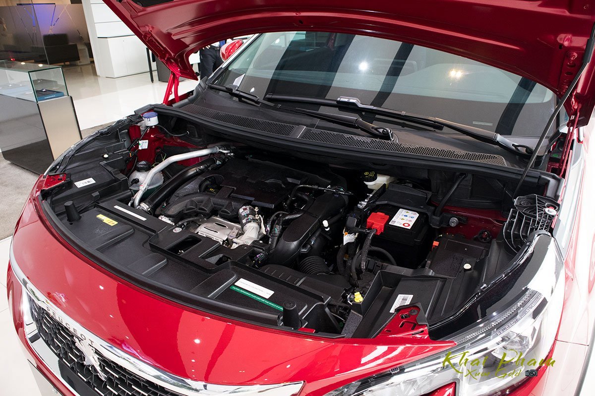 peugeot-5008-2.jpg