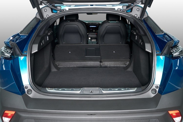 peugoet-408-16.jpg